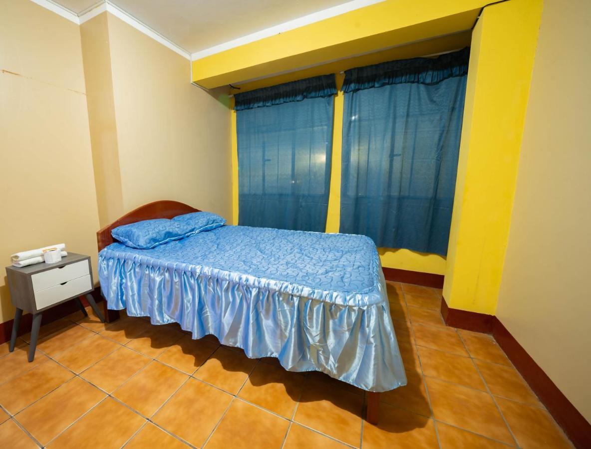 Hotel Hostal Tarapaca Huánuco Esterno foto