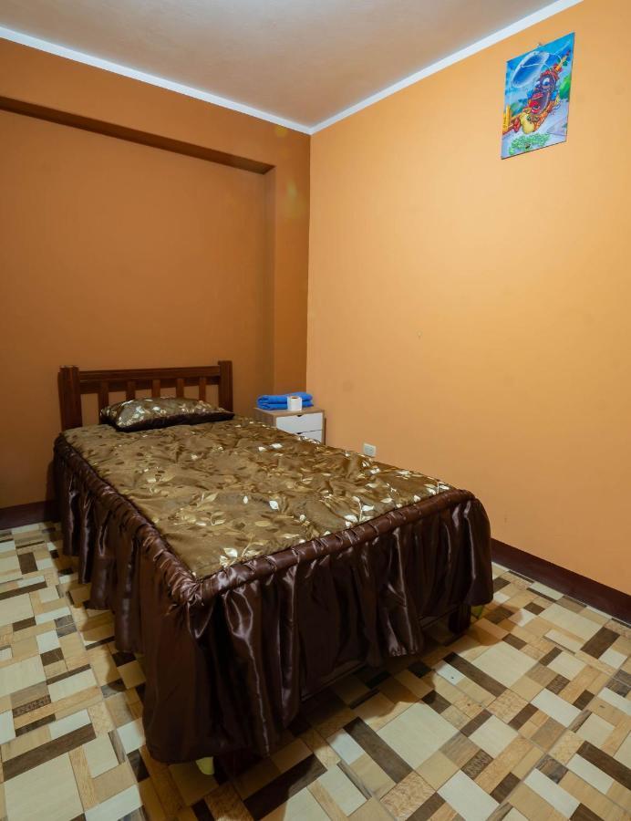 Hotel Hostal Tarapaca Huánuco Esterno foto